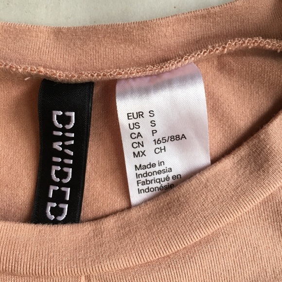 Peach, tie front, crop top tee - Picture 2 of 2